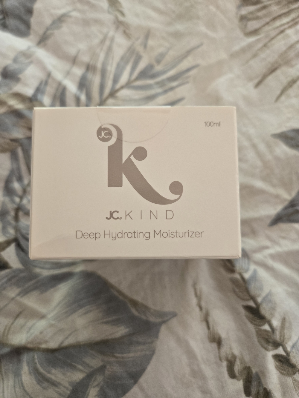 3 For $15 Kind Deep Hydrating Moisturizer - White NIB